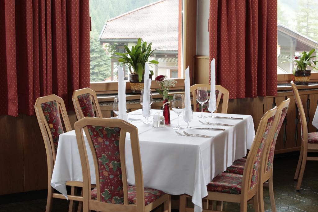 Hotel Alpino Plan Selva di Val Gardena Bagian luar foto