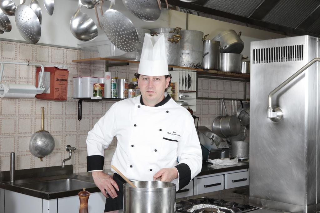 Hotel Alpino Plan Selva di Val Gardena Bagian luar foto